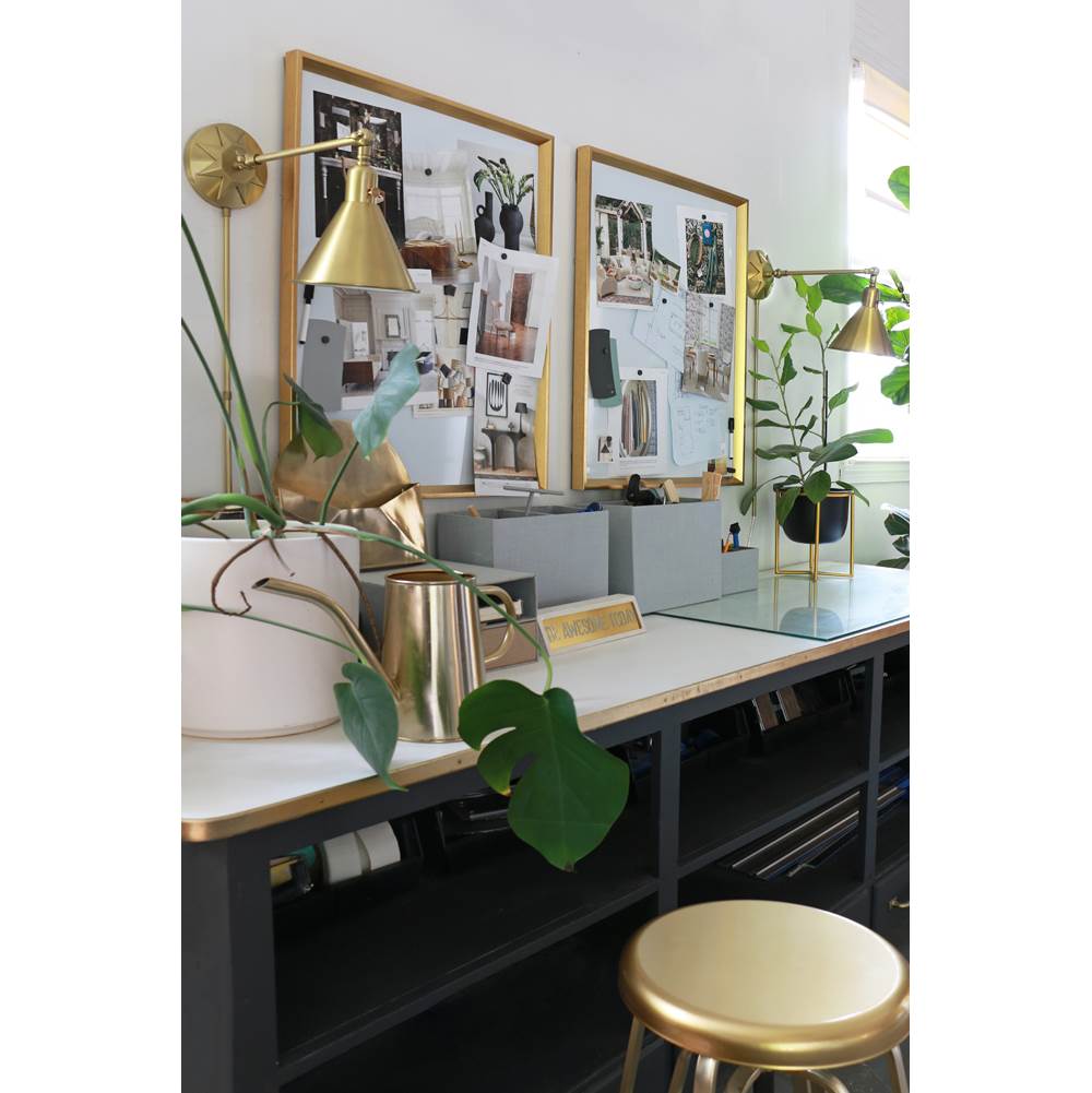 Crystorama MOR-8800-AG Aged Brass Morgan 1 Light Aged Brass Wall Mount Image 3