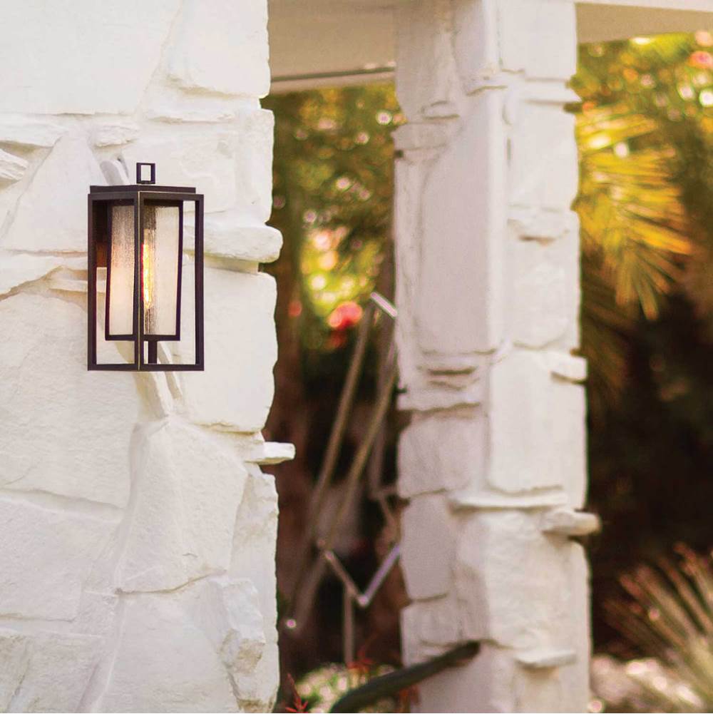 Hinkley Lighting 1004BK-LV Black Medium Wall Mount Lantern 12v Image 6