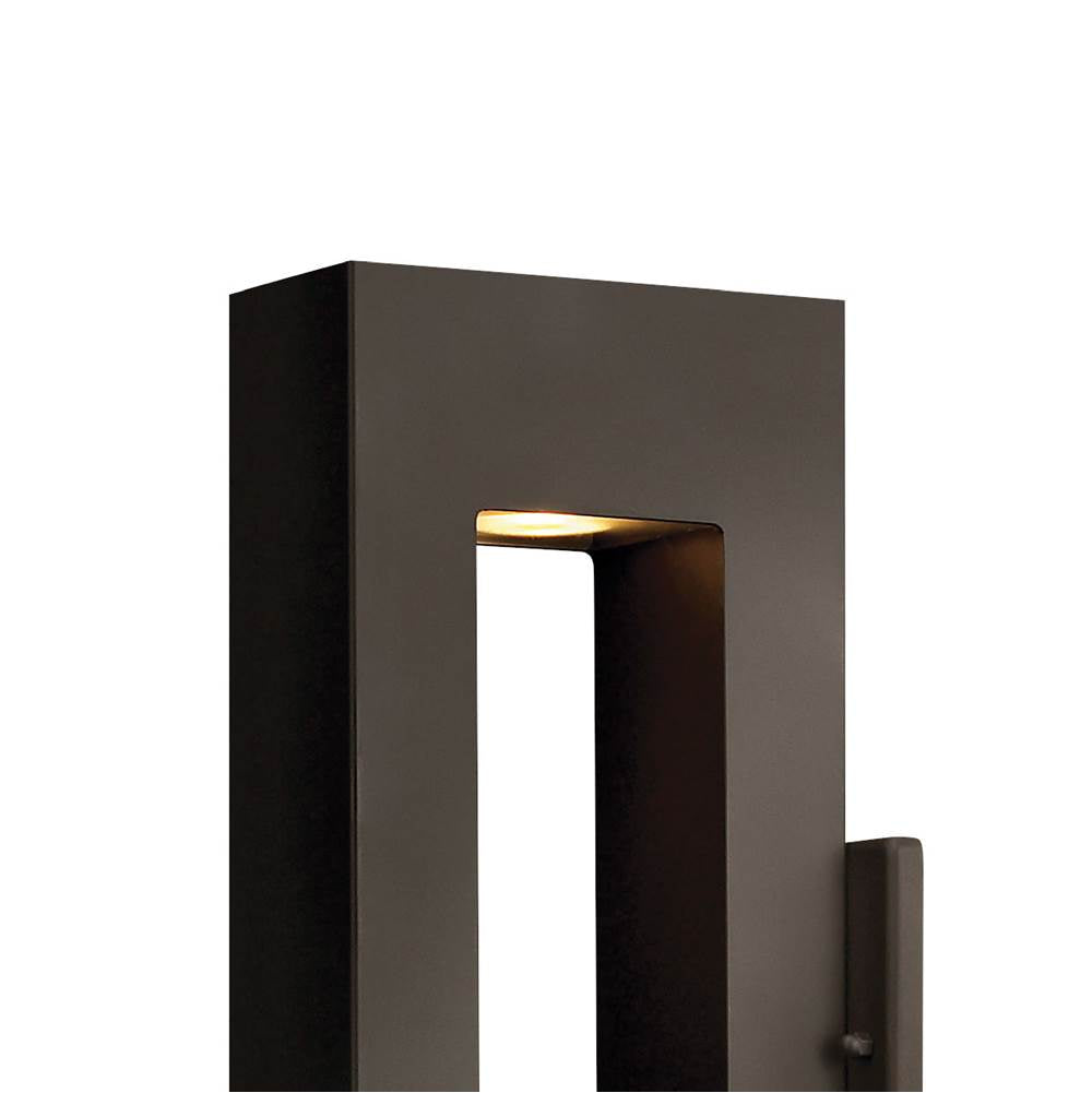 Hinkley Lighting Atlantis Medium Wall Mount Lantern