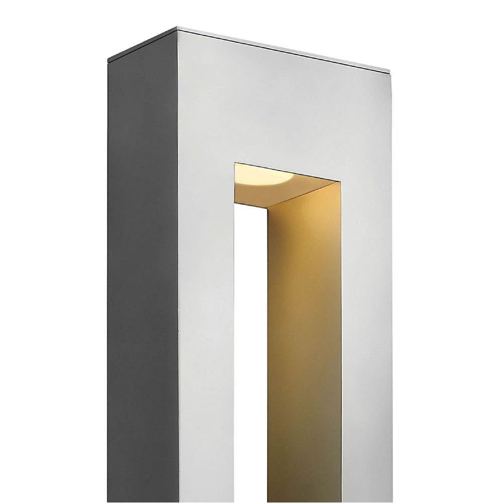 Hinkley Lighting 1649TT-LED Titanium Large Wall Mount Lantern Image 6