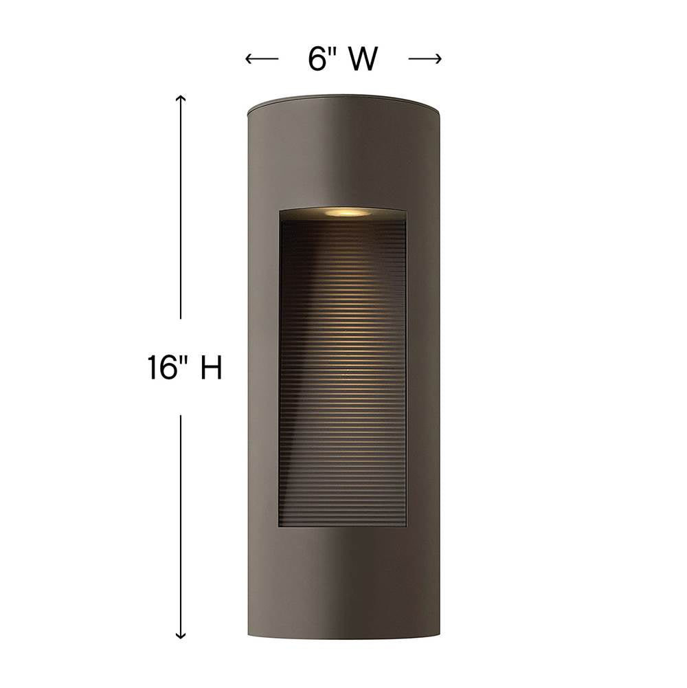 Hinkley Lighting Luna Medium Wall Mount Lantern