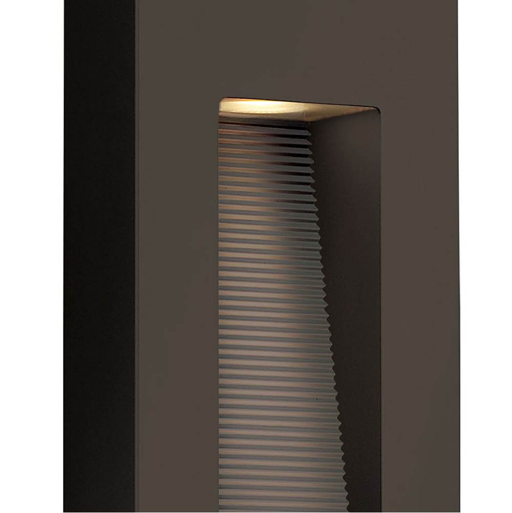 Hinkley Lighting 1668BZ Bronze Medium Wall Mount Lantern Image 2