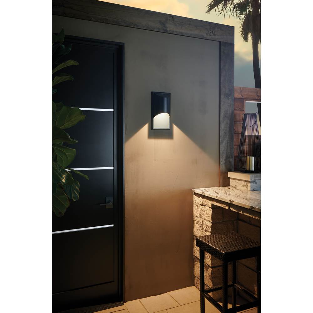 Hinkley Lighting Cascade Small Wall Mount Lantern