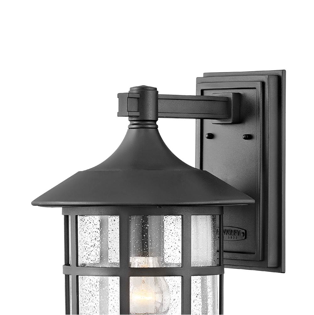 Hinkley Lighting Freeport Large Wall Mount Lantern