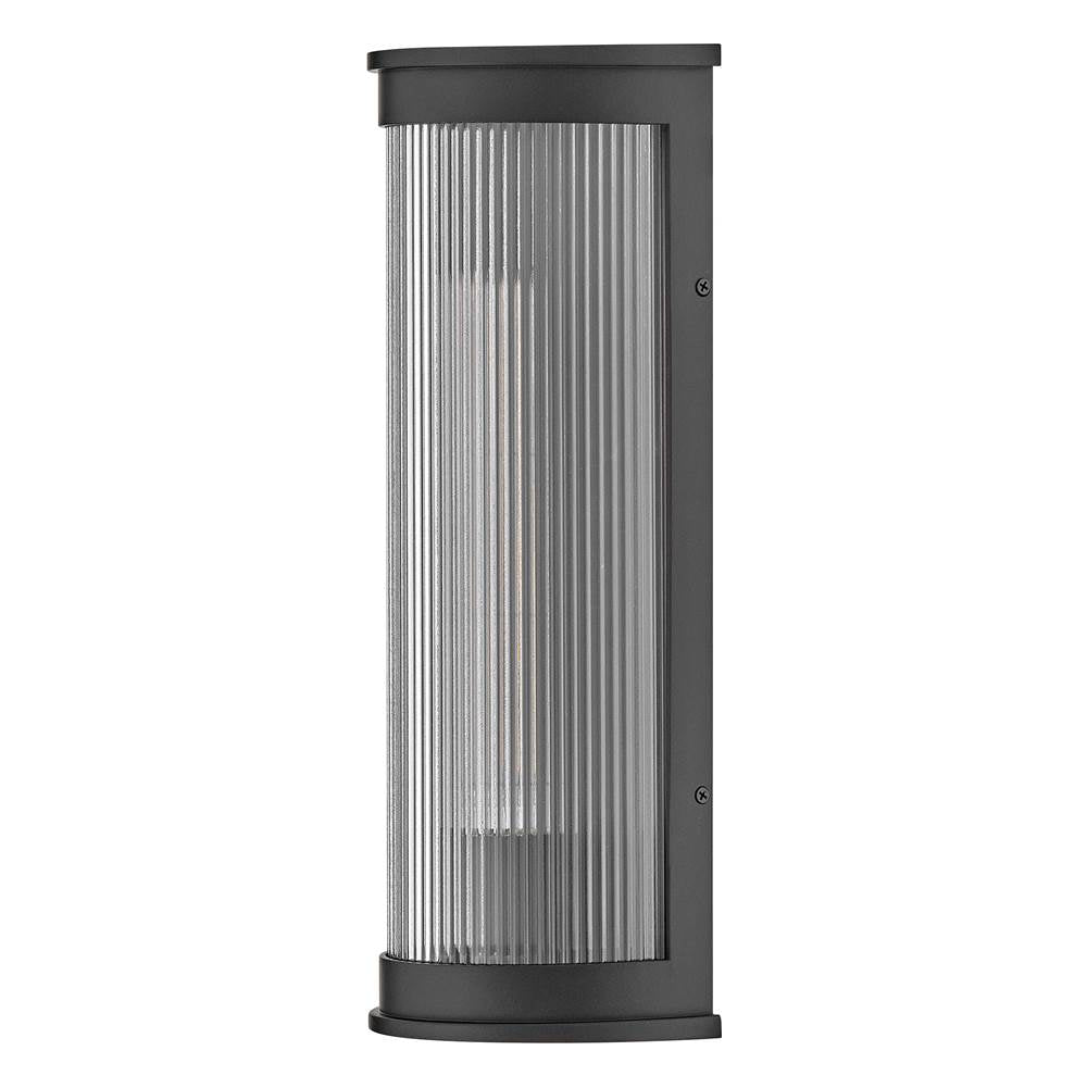 Hinkley Lighting Bluffton Medium Wall Mount Lantern