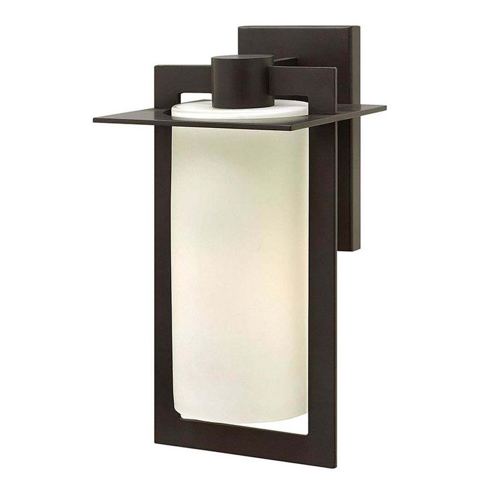 Hinkley Lighting Colfax Medium Wall Mount Lantern