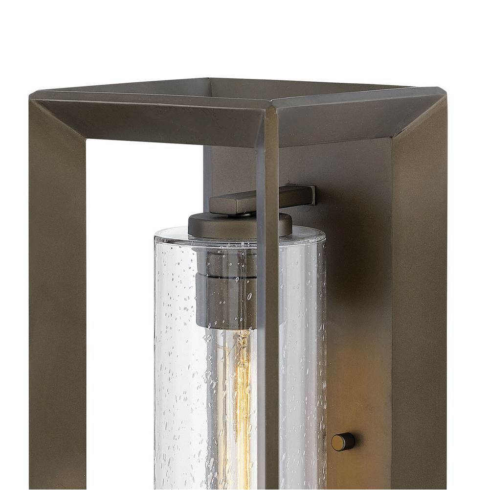 Hinkley Lighting Rhodes Medium Wall Mount Lantern
