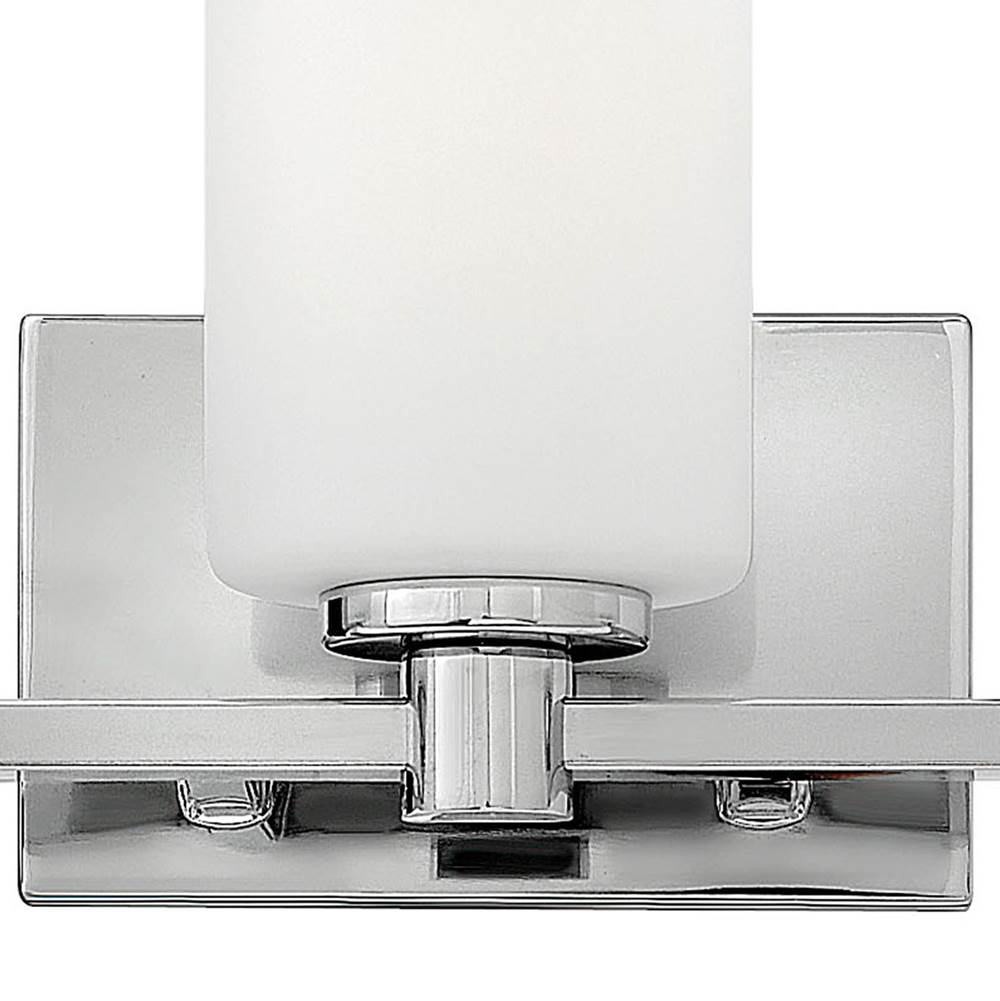Hinkley Lighting 54623CM Chrome Three Light Vanity Image 7