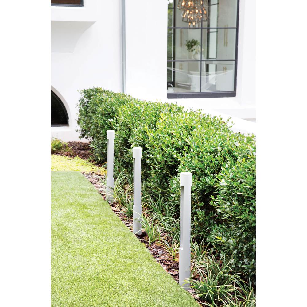 Hinkley Lighting 55601TT Titanium Atlantis Round Large 120v Bollard Image 4