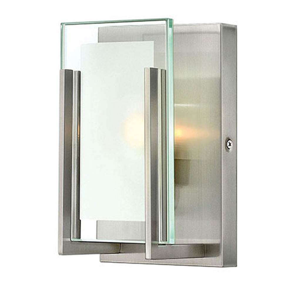 Hinkley Lighting 5650BN Brushed Nickel Single Light Vanity Image 1