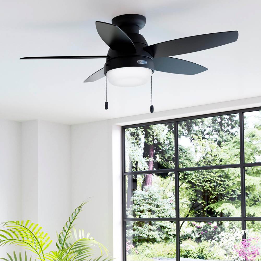 Hunter 52613 Matte Black 44in Lilliana - Flat Matte Black Image 4