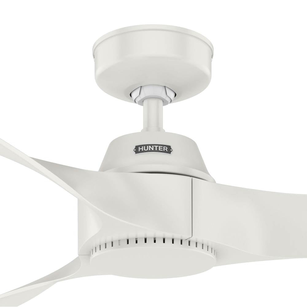 Hunter 52998 Fresh White 60 Inch Mosley Energy Star Fresh White Damp Rated Ceiling Fan And Wall Control Image 5