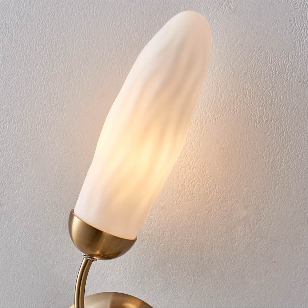 Kalco Lighting 520622WB Winter Brass Crest 26-in 2 Light Socket Winter Brass Wall Sconce Image 3