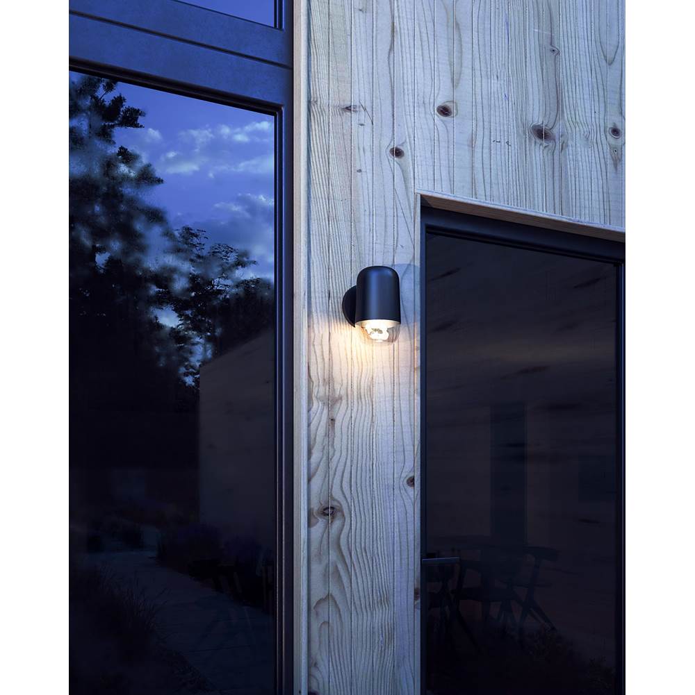 Kuzco EW38504-BK/CL Black,Clear Glass Yara 4-in Black/clear Glass Led Exterior Wall Image 2