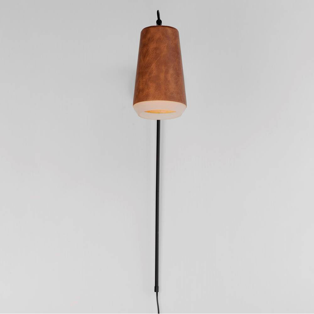 Maxim Lighting 10096WWDTN Weather Wood,Tan Leather Scout 1-light Swing Arm Sconce Image 3