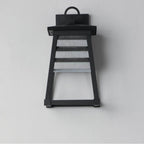 Maxim Lighting Shutters 1-light Small Outdoor Wall Sconce