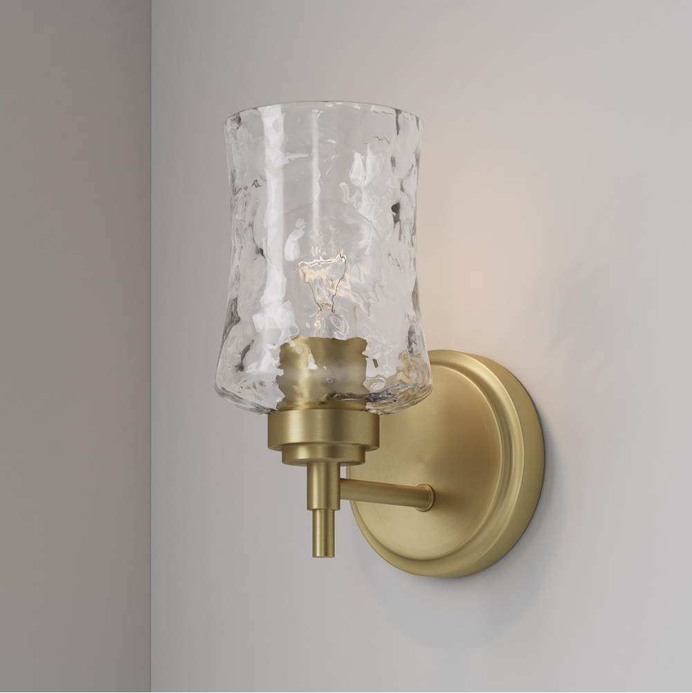 Millennium Lighting 909101-VB Vintage Brass Clarvyn 9.25'' High 1-light Wall Sconce Image 4