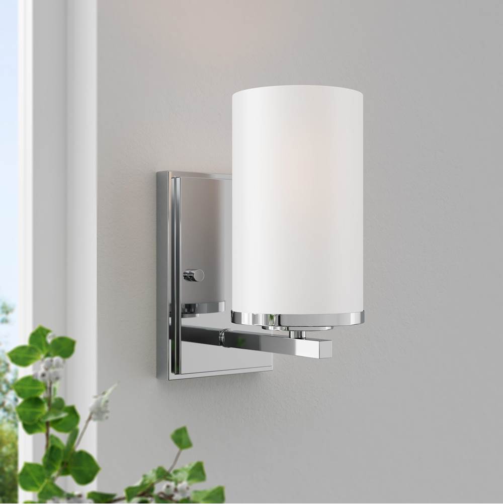 Millennium Lighting 2701WG-CH Chrome Verlana 8.75'' High 1-light Wall Sconce - Chrome Image 2