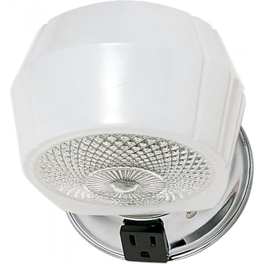 Nuvo  1 Light Vanity W/ Conv Outlet